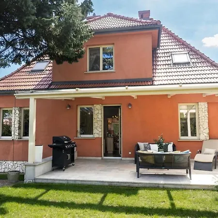 Villa Stylish Villa Near Krakow By Golden Villas Wegrzce